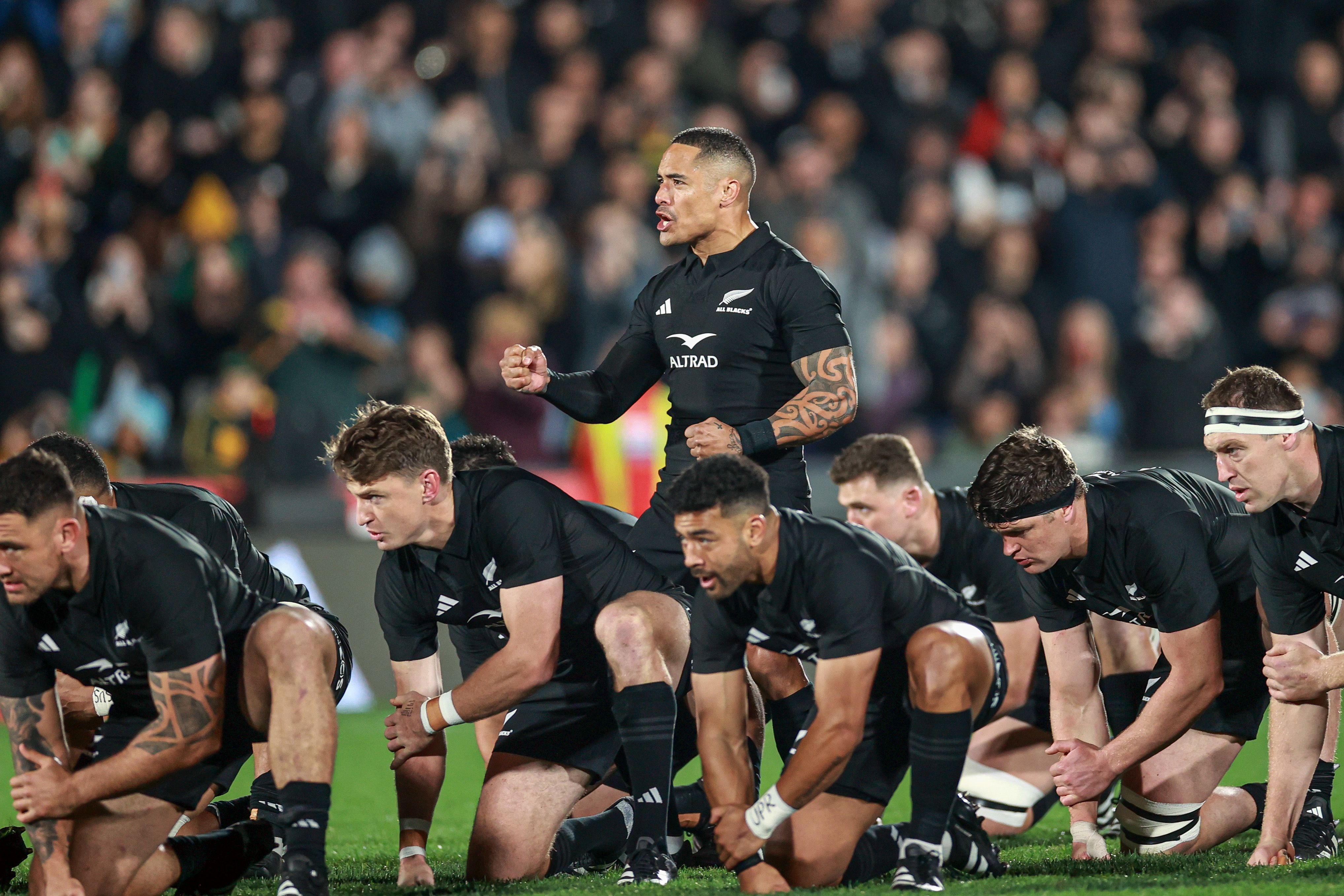 Aaron Smith leads the haka. Photo / Photosport