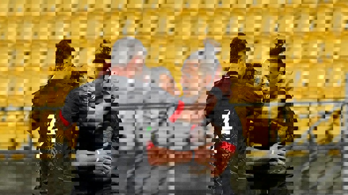 The Māori All Blacks celebrate a try in their win over Manu Samoa. (Photo / Getty)