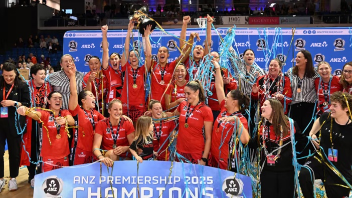 The Mainland Tactix celebrate their first ANZ Premiership crown. Photo / Photosport
