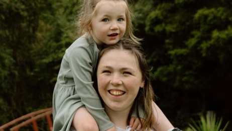 Young Southland mum faces incurable cancer months after own mum’s diagnosis