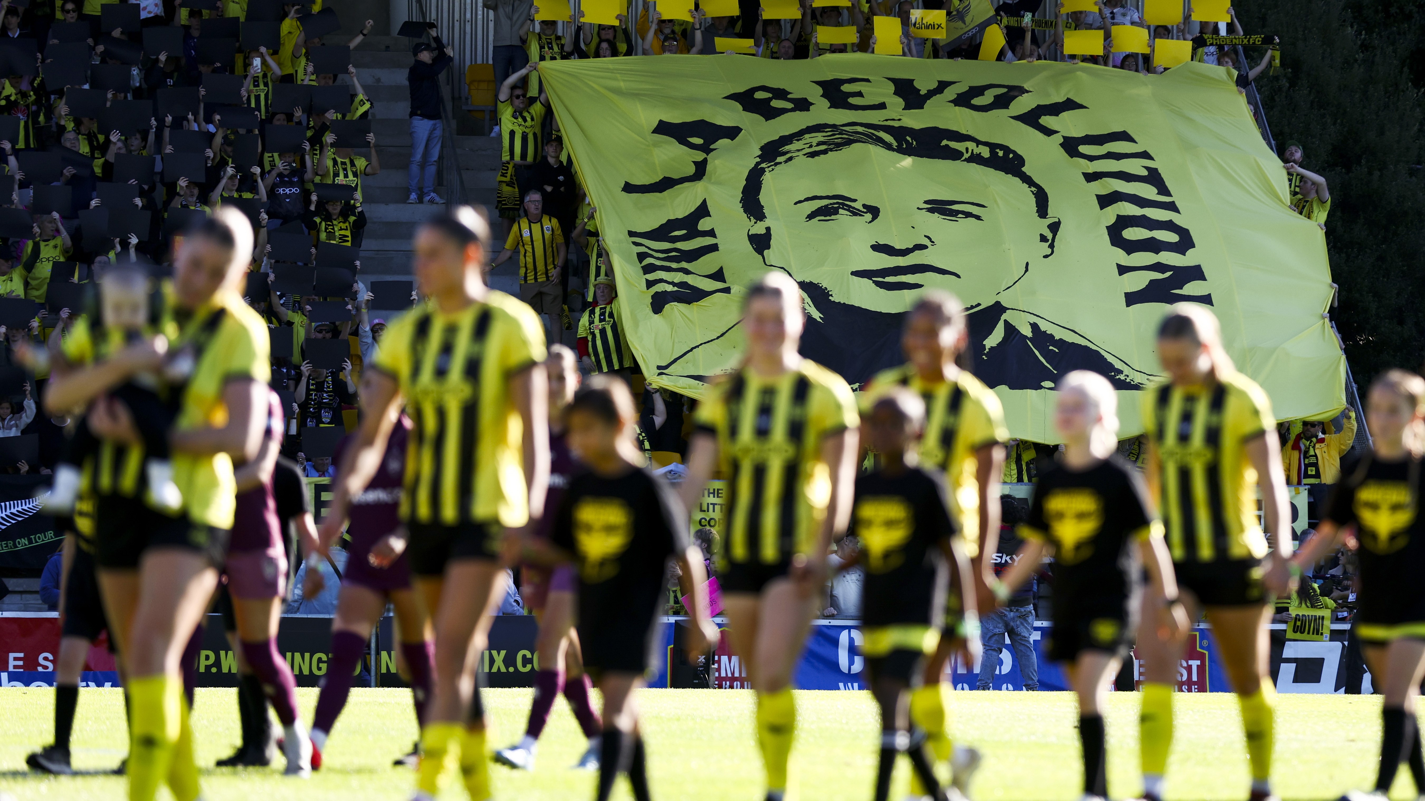 "They can come back from anything": Wellington Phoenix chase first A-League title 
