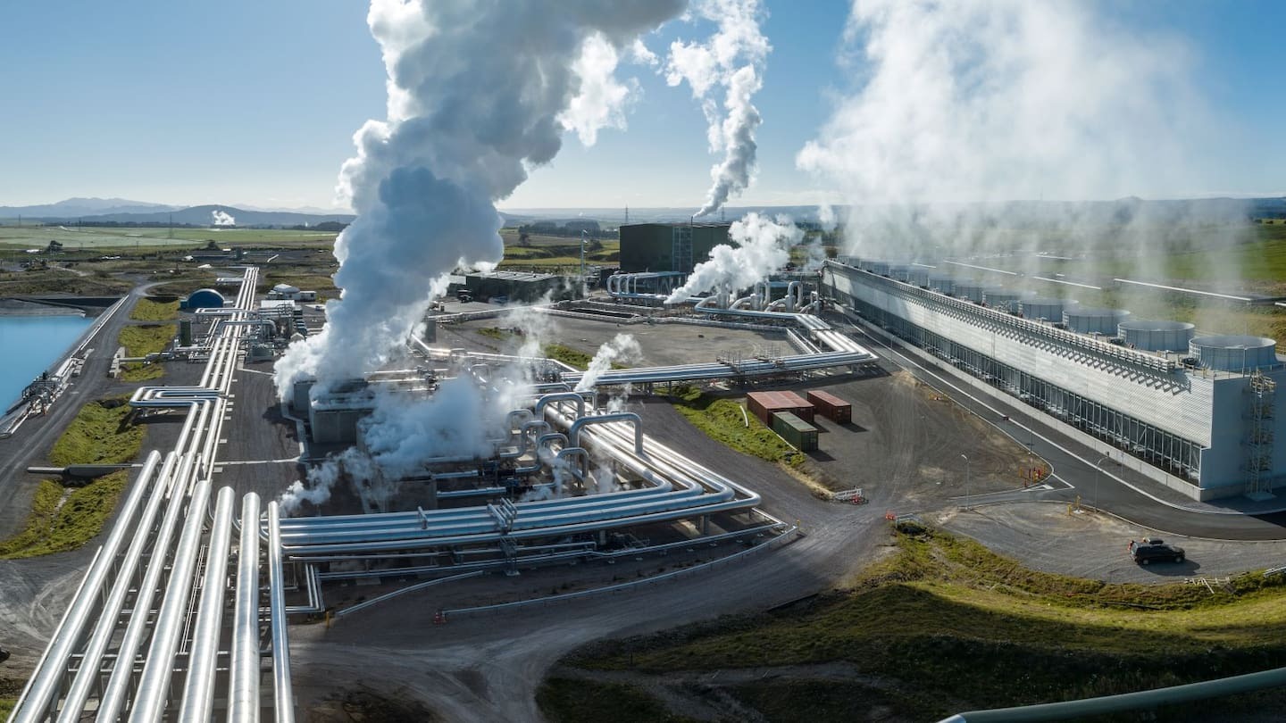 Renewables spending spree: Contact plans $525m raise for green energy