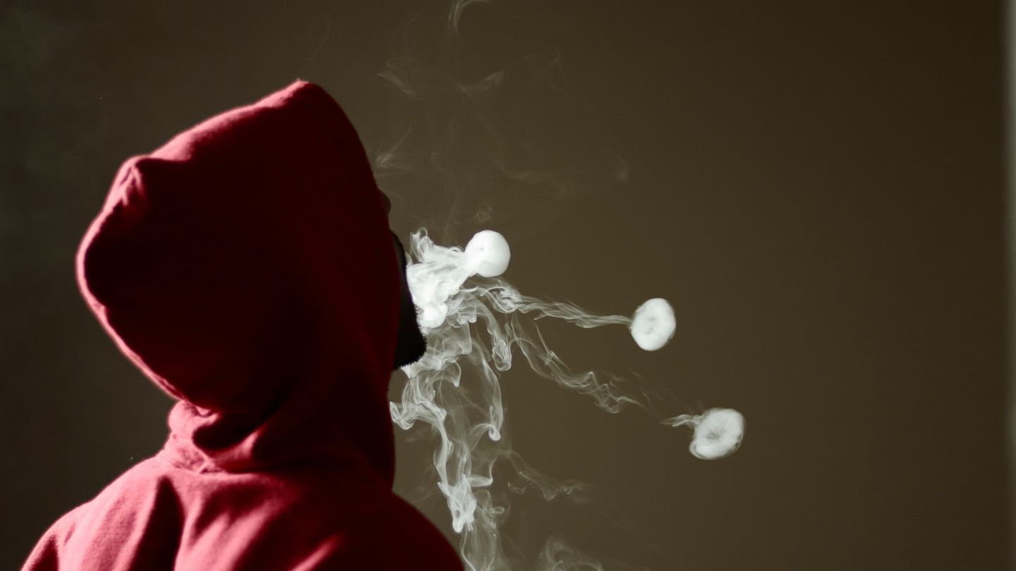 Vaping shops have been positioned near where children congregate, including playgrounds. Photo / 123rf