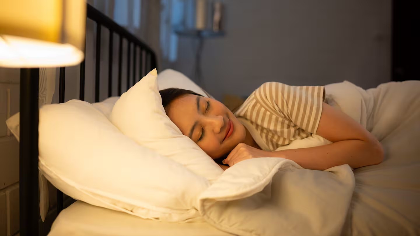 How daylight saving’s one-hour shift really hits your sleep and health