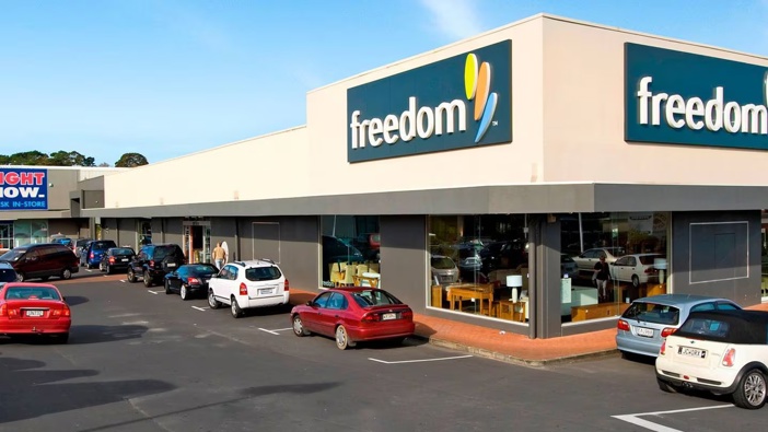 Freedom Furniture saw a slight increase in sales last year, but its net loss blew out to $9 million. Photo / NZME