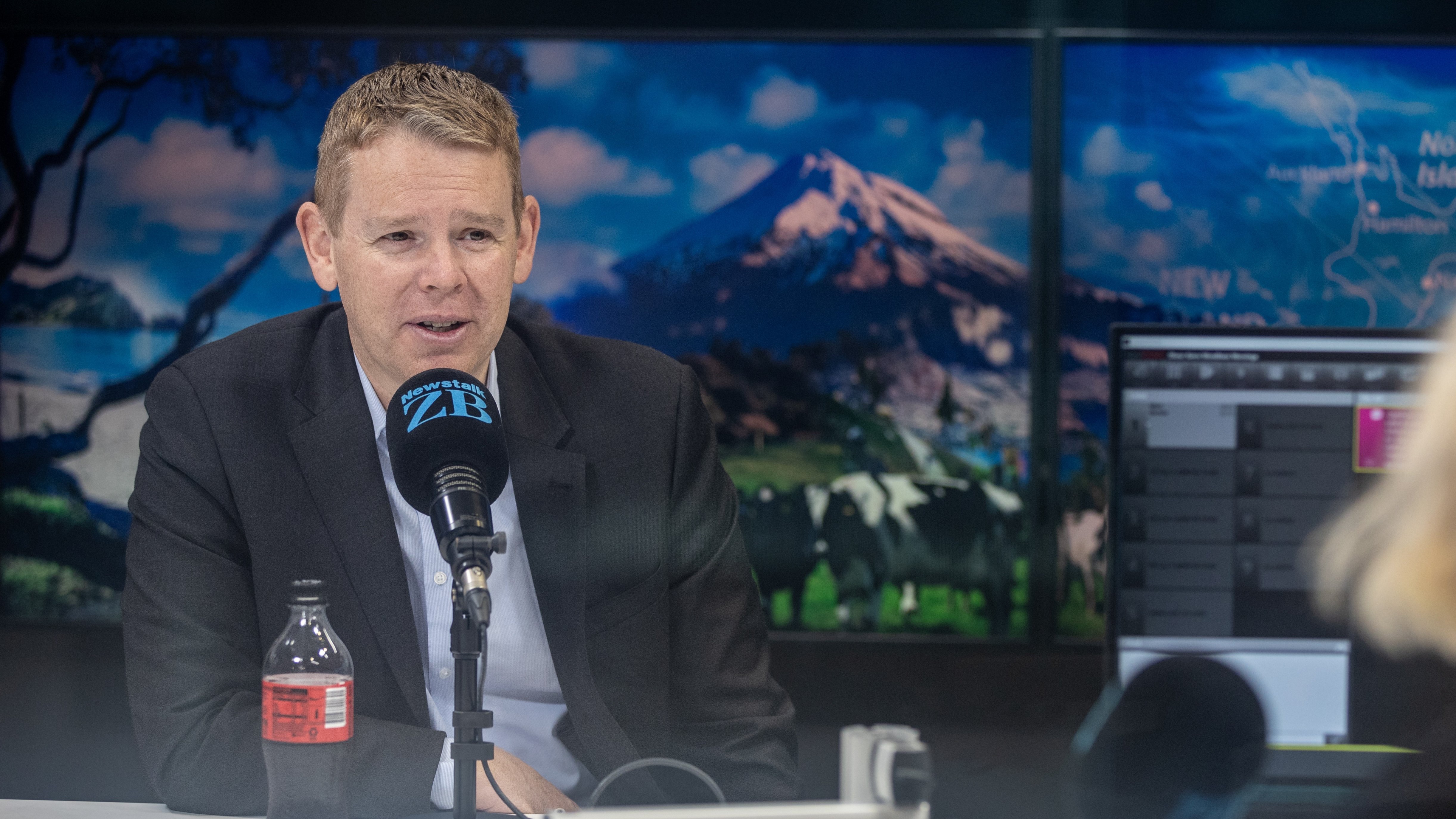 Chris Hipkins takes talkback with Kerre Woodham 