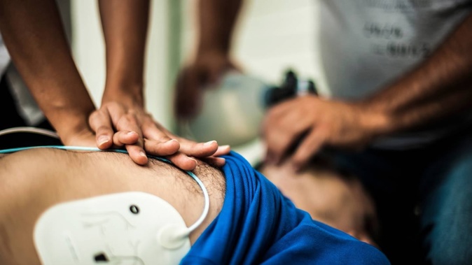 A man was being given CPR on the side of the road when a thief is believed to have struck. Stock photo / 123rf