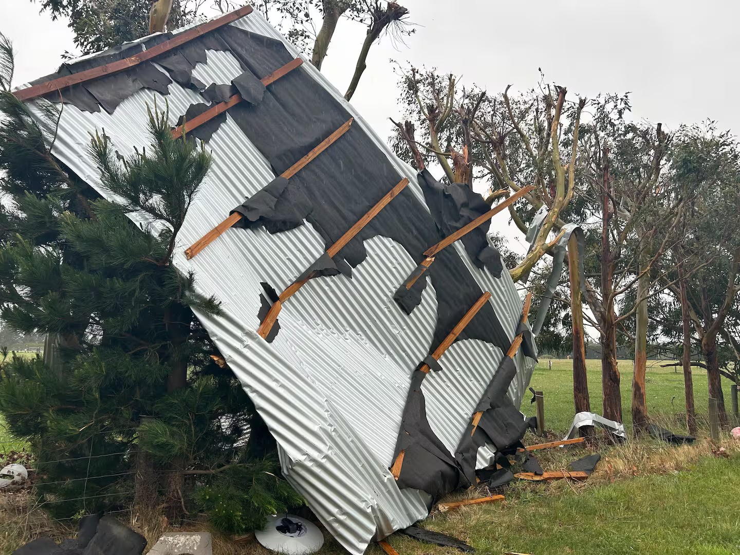 Canterbury storms rip roof off Oxford home as winds hit 150km/h