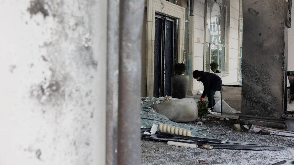 Russian strikes leave half of Kyiv's flats without heating