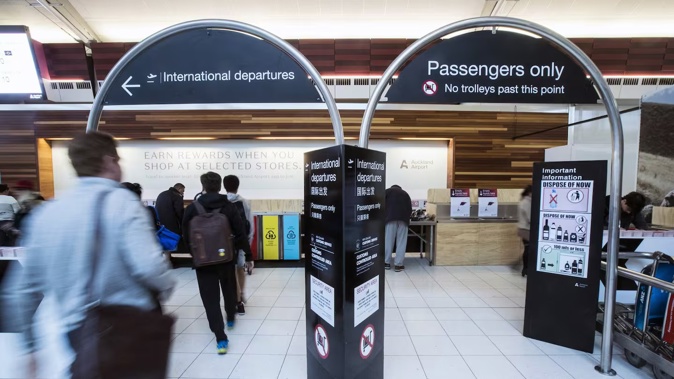 New Zealand’s annual net migration rate has fallen again. Photo / Jason Oxenham