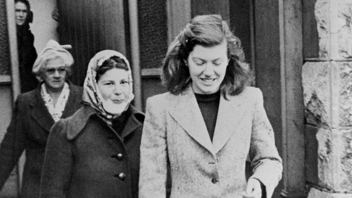 Pauline Parker and Juliet Hulme on their way to court in 1954. Photo / Christchurch Star