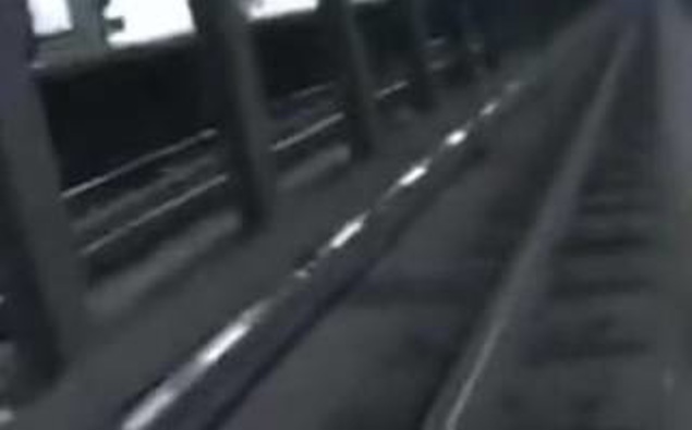 NYPD officers, bystander save man who fell on subway tracks