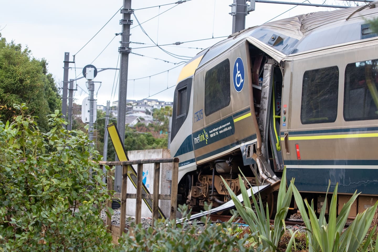 Nothing to fear on Wellington trains after derailment, official says