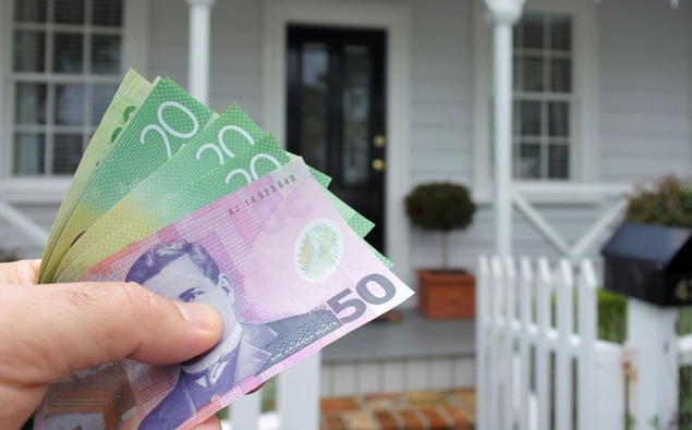 A house for $100? New investment platform allows investors to buy shares in homes