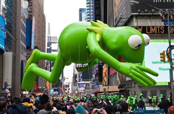 New York's iconic Thanksgiving parade features enormous balloons, marching bands and a star-studded line-up of performers including Santa. Photo / 123rf