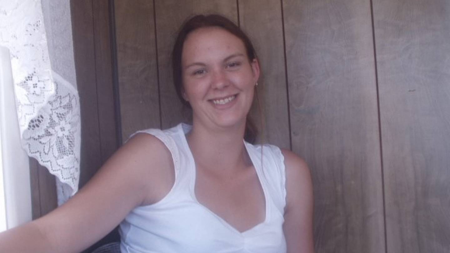 Careena Olsen, 39, of Auckland, has been remembered as a woman with an artistic flair, survived by four children after she was run over and killed by a bus at Albany Station. Photo / Keith Olsen