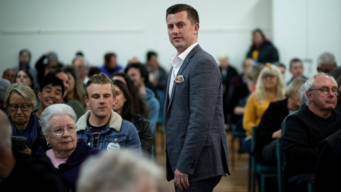 North Shore councillor Richard Hills has announced he will not be running for mayor. (Photo / File)