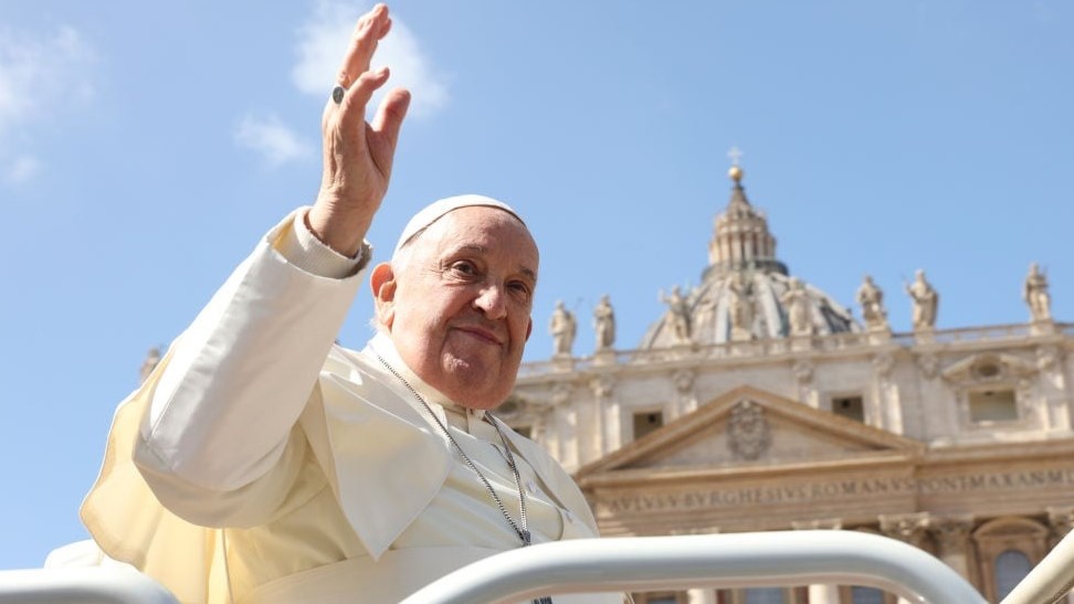 VATICAN CITY, VATICAN - MARCH 24: Pope Francis waves to the faithful as he leaves St. Peter's Square at the end of Palm Sunday Mass on March 24, 2024 in Vatican City, Vatican. (Photo by Franco Origlia/Getty Images)