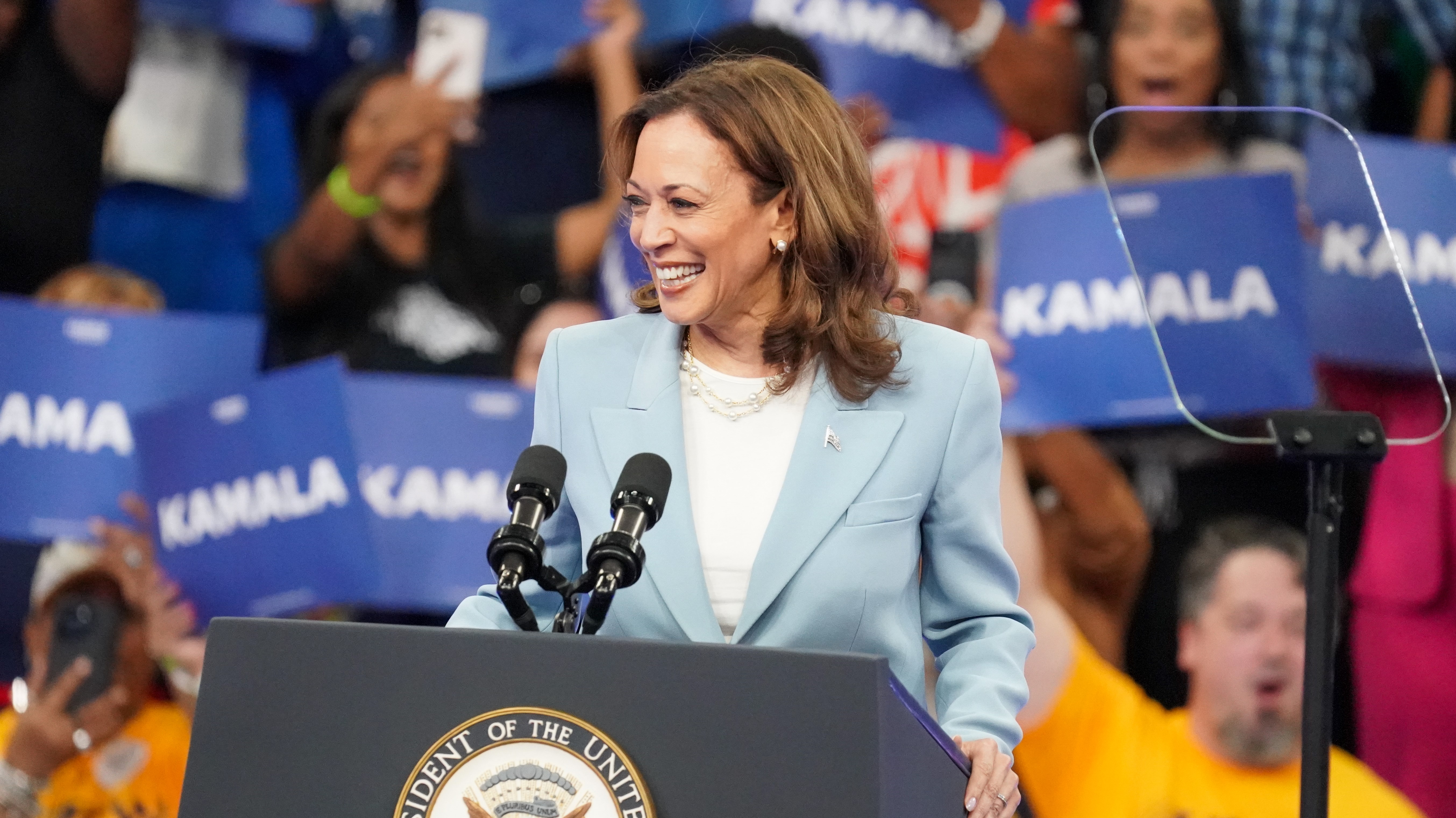  Photo / Julia Beverly