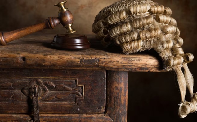 Updated guidelines allow lawyers in Britain to dispense with the curly horsehair wigs