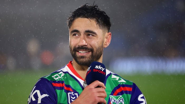Shaun Johnson speaks to the crowd following the round 25 NRL match between New Zealand Warriors and Canterbury Bulldogs at Shaun Johnson Stadium, on August 23, 2024, in Auckland, New Zealand. (Photo by Phil Walter/Getty Images)