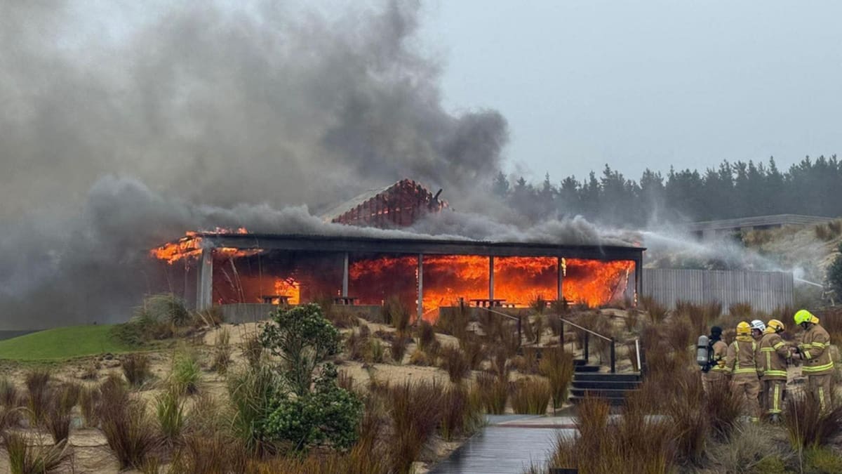 'More than a restaurant': Te Arai Links vow to rebuild after Ric's blaze, formal investigation underway