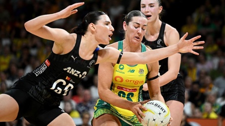 Dame Noeline Taurua: Silver Ferns in dark over high-performance changes