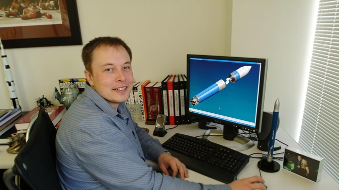 Elon Musk at his desk in March 19, 2004 in El Segundo, Los Angeles, California. Photo / Getty Images