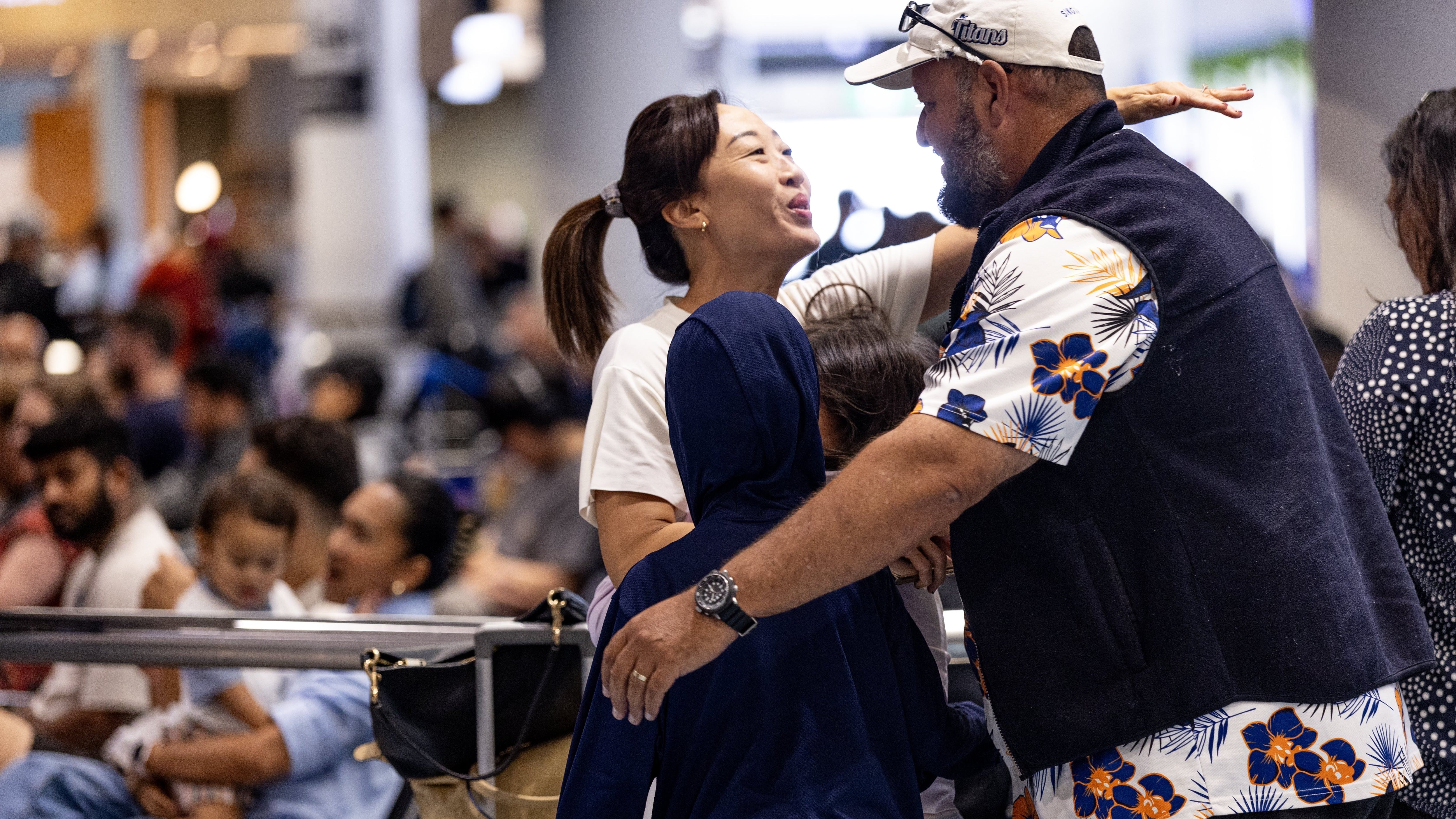'Pies, beer and beach, that’s my plan': Emotional scenes as Kiwis make it home for Christmas