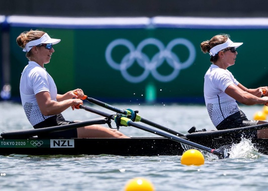Brooke Donoghue (L) and Hannah Osborne made an impressive start to their Olympic campaign. Photo / Getty