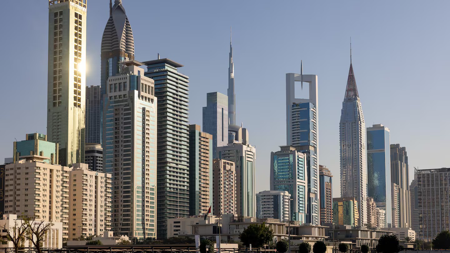 ‘We feel abandoned’: Kiwi in Dubai describes fear, chaos and lack of consular support