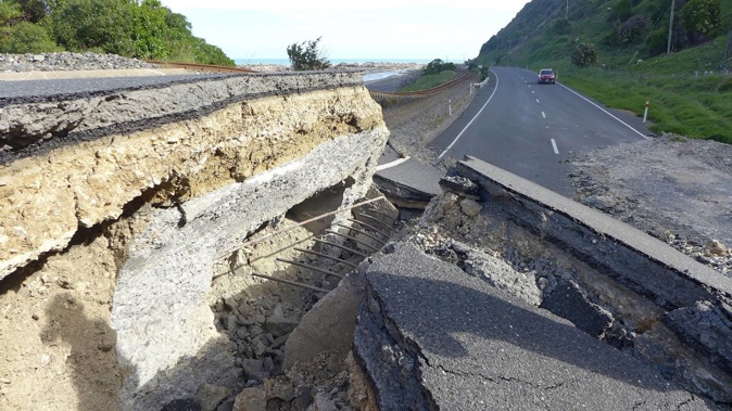 Unlike Japan, Mexico and now parts of the US, New Zealand doesn’t have a nationally funded earthquake early warning system – something that could cost $25 million a year to run here, and perhaps $50m to prepare. Photo / J Thomson, GNS Science