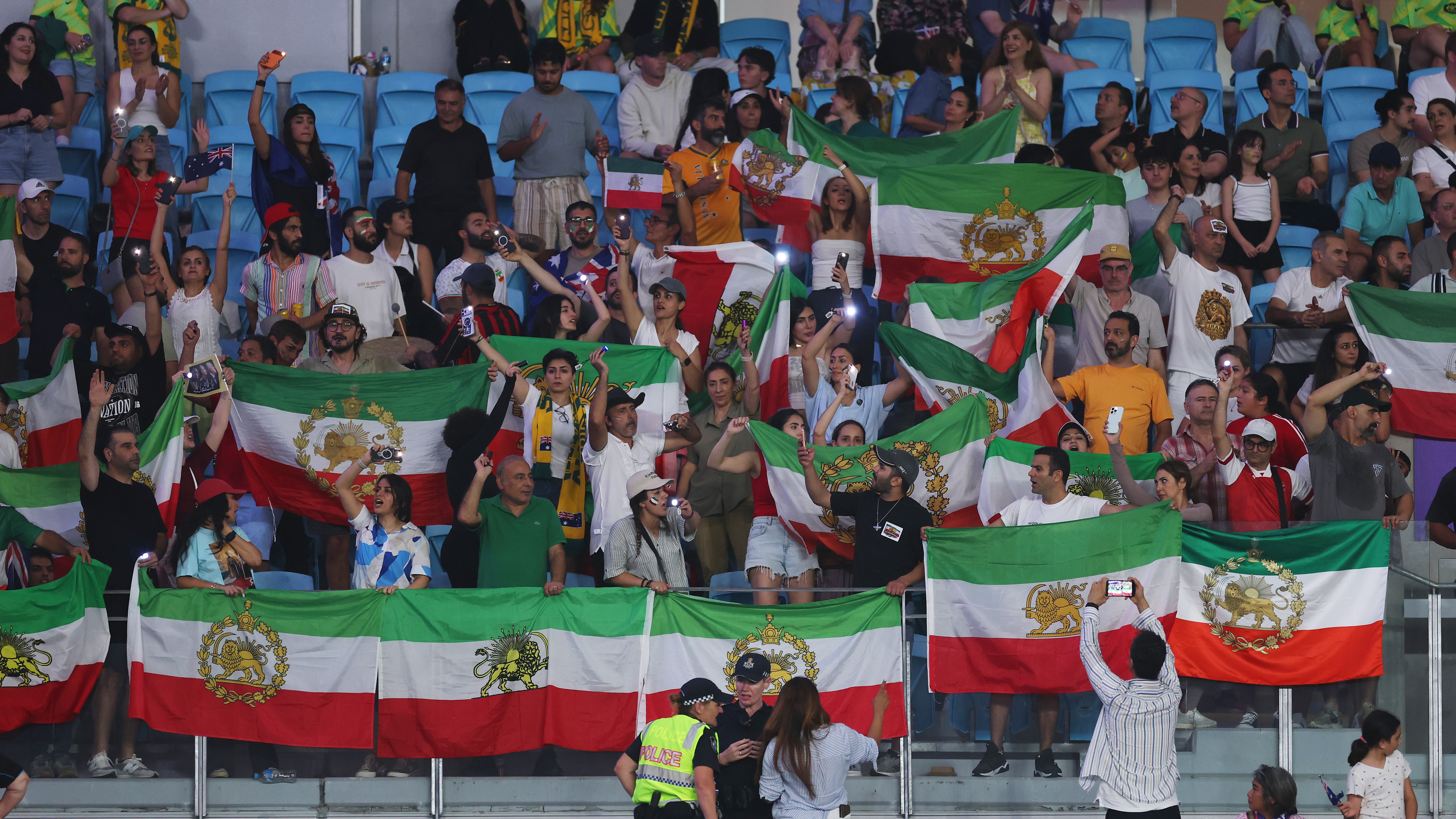 Australia grants seven Iranian football players asylum after anthem protest 
