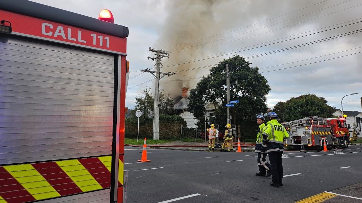 Auckland house fire near school sends large smoke plume into air, roads closed