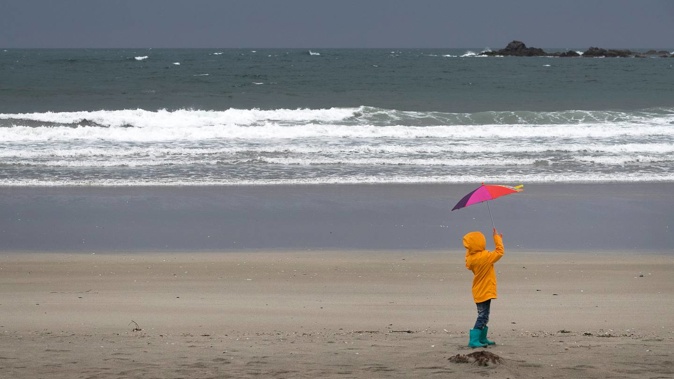 New Zealand’s slide into summery weather is likely to be somewhat “disjointed”, a meteorologist says, with an upcoming fine spell sitting amid an otherwise messy forecast for December. Photo / George Novak
