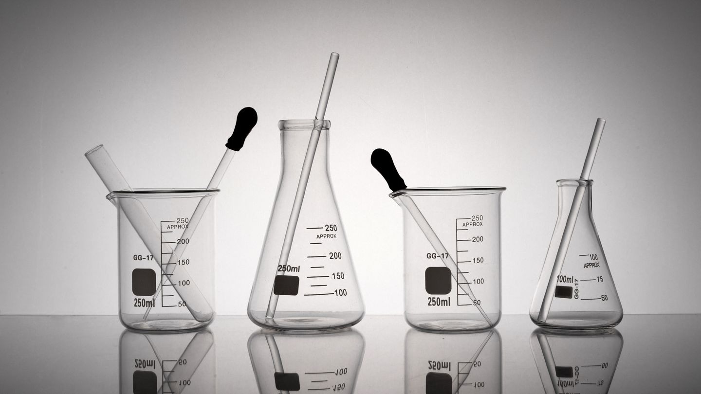 A teenage boy was burned by sodium hydroxide sent to his home as part of a level 1 science experiment for Te Kura Correspondence School. Photo / 123RF