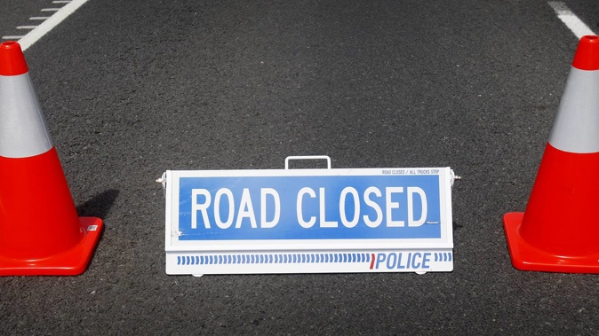 SH10 is closed at Kaingaroa in the Far North after a serious crash involving two trucks. Photo / Peter de Graaf