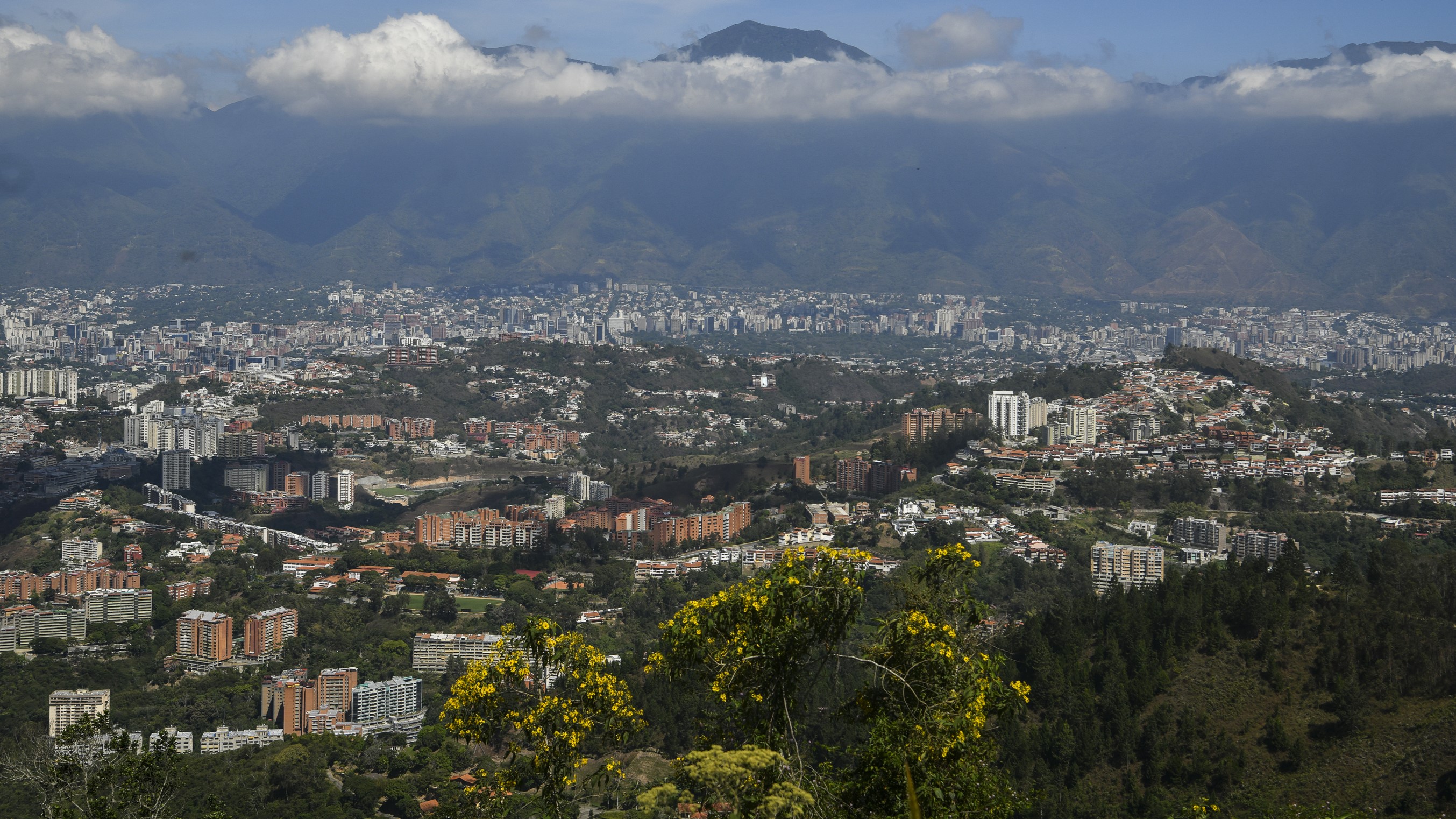 Armed police, civilian militia patrol Venezuelan capital in wake of President's arrest 