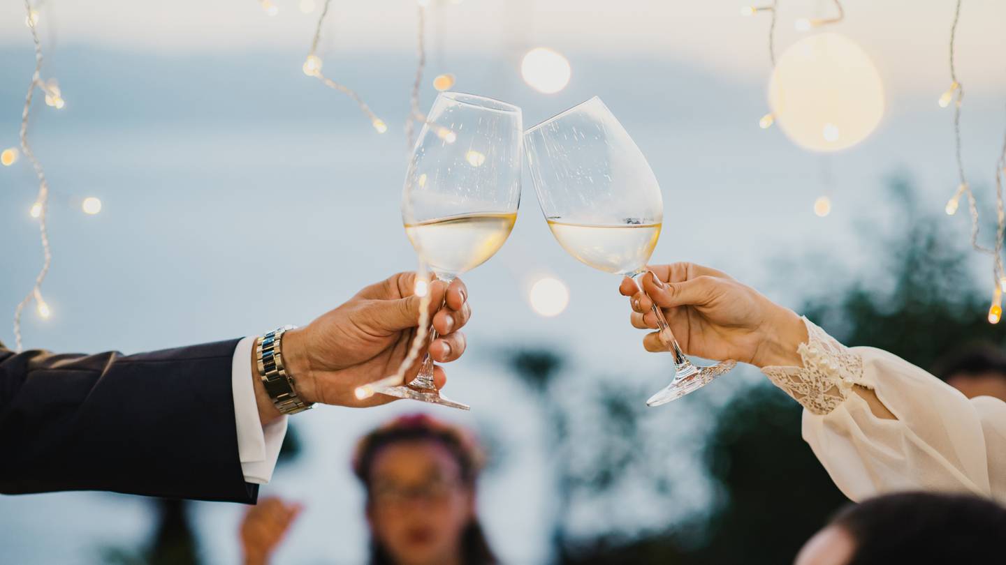 A marriage celebrant has vowed in court that he has now broken up with alcohol after his latest driving charge. (Photo / 123RF)