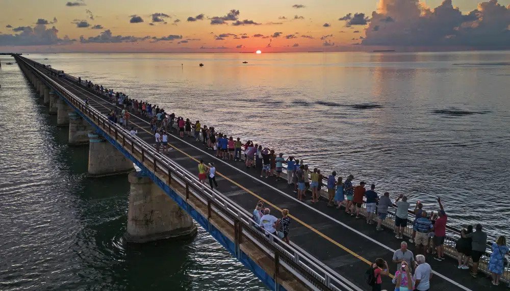(Andy Newman/Florida Keys News Bureau via AP)