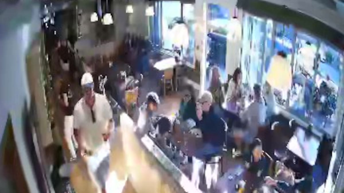 Police renew hunt for man after 'coward's punch' at Arrowtown wedding