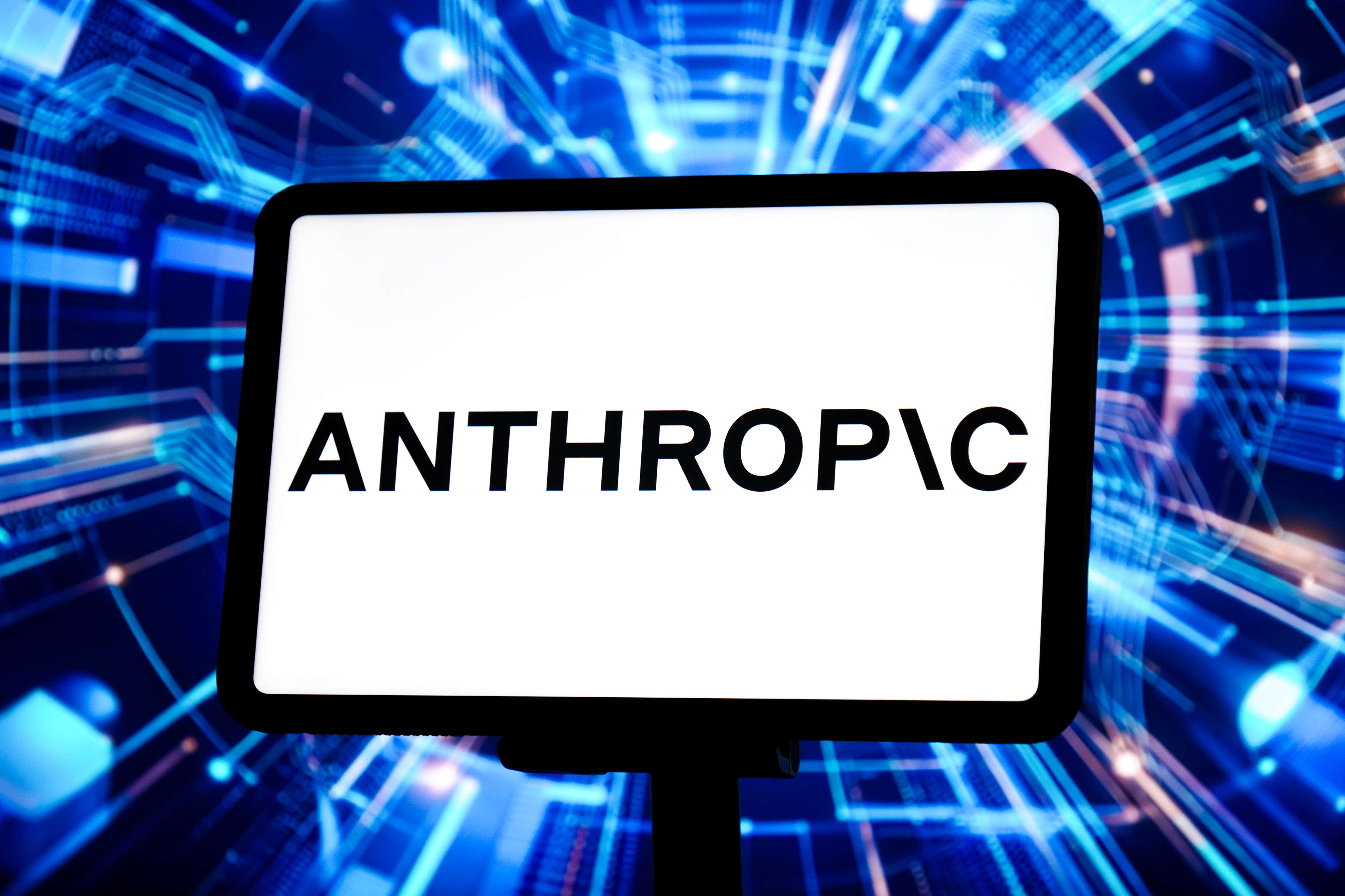 AI giant Anthropic announces plans to go public