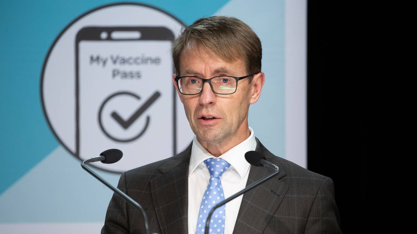 Director general of health Ashley Bloomfield and the Health Ministry had wanted the vaccine to be available to children aged 5 to 11 before moving into the traffic light system. (Photo / Mark Mitchell)