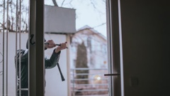 The intruder grabbed the 10-year-old girl's arm before fleeing. Photo / 123rf