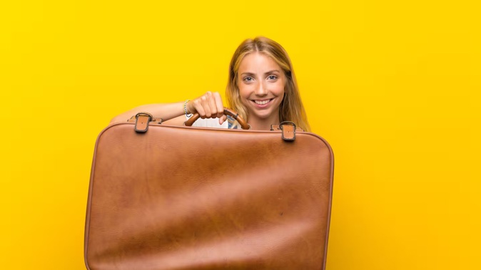 The woman's Apple Watch location feature showed her bag just 15 minutes away from the airport. Photo / 123rf