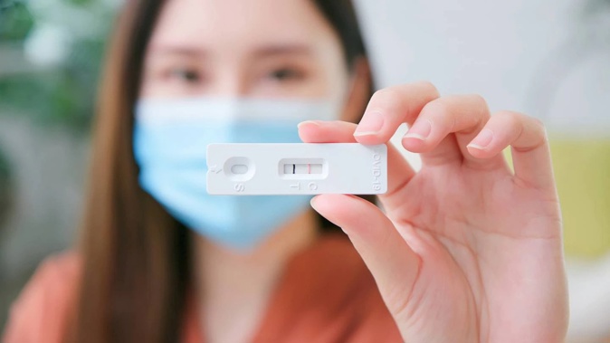 On average about 4700 people have tested positive for Covid-19 each day over the past week in New Zealand. Photo / File