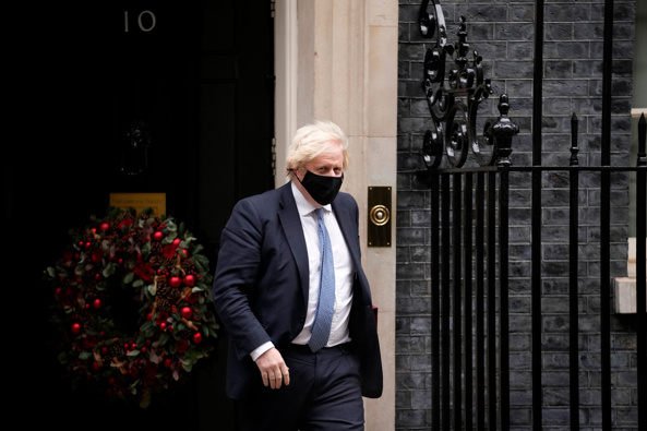 British Prime Minister Boris Johnson's press chief gave out joke awards at a Downing Street party on December 18, 2020 while London was under strict lockdown. (Photo / AP)
