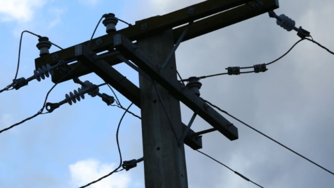 Thousands of properties were without power in Tauranga.