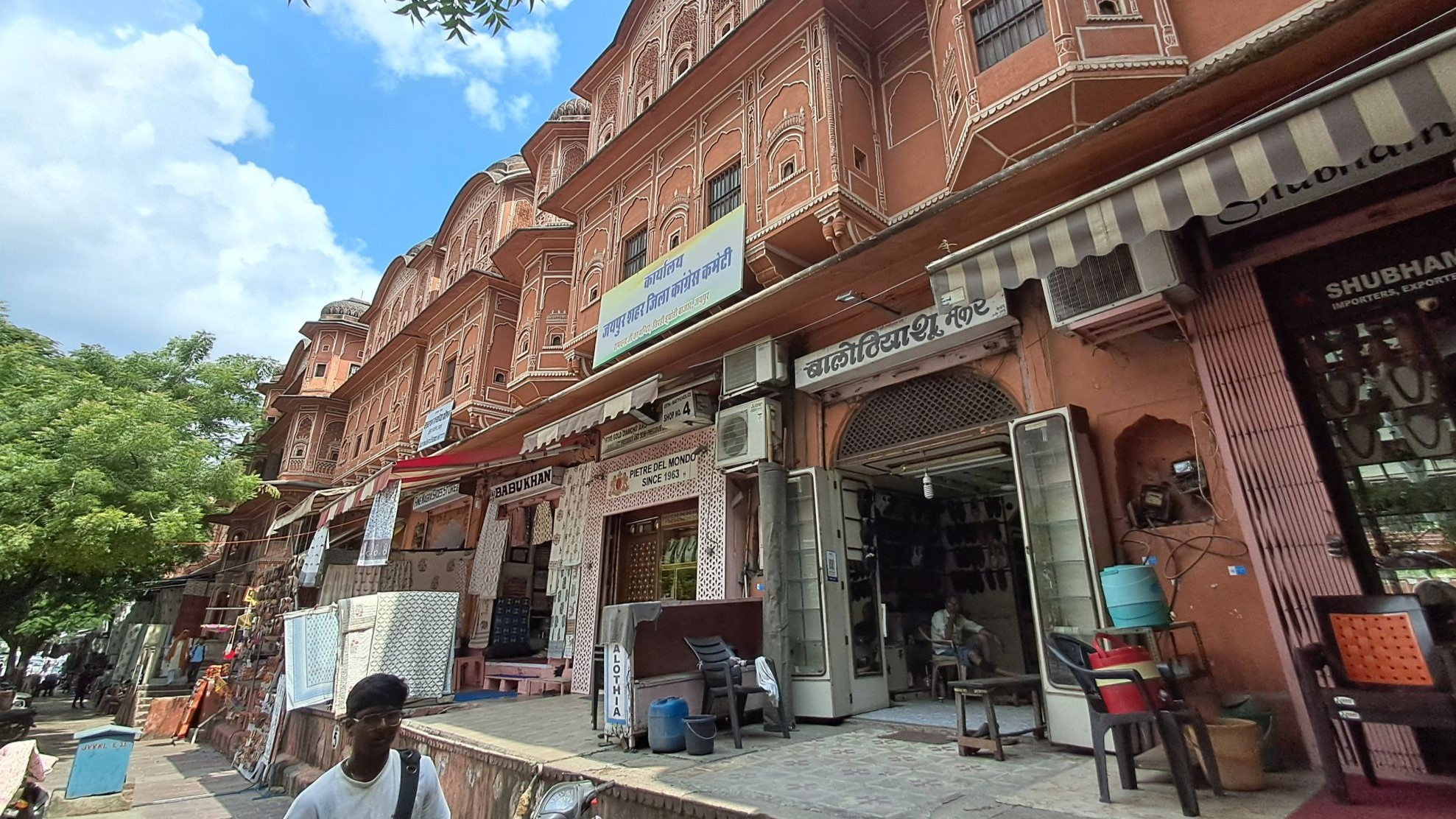 Shopping the bazaars in India. Photo / Mike Yardley