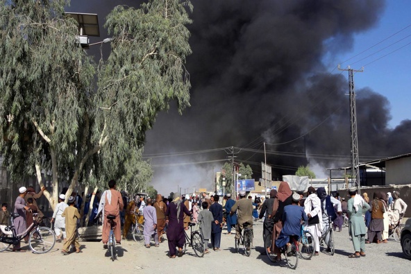 Plumes Of Smoke Rise Into The Sky After Fighting Between The Taliban And Afghan Security Personnel In Kandahar, Afghanistan, Southwest Of Kabul On Thursday. (Photo / AP)